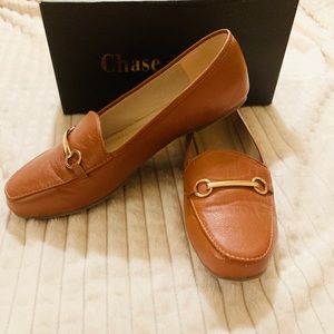 Chase + Chloe Gweneth Bit Loafer - Size 9